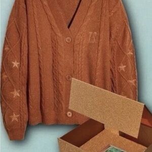 Taylor Swift The Life of a Showgirl Cardigan with CD & box set